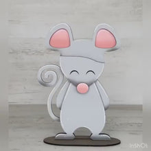 Load and play video in Gallery viewer, Mouse Animal Hats Interchangeable MINI File SVG, Seasonal Leaning sign,Christmas,Holiday, Zoo, Tiered Tray Glowforge, LuckyHeartDesignsCo
