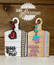 Load image into Gallery viewer, Valentine's Day Cutting board File SVG, Love Glowforge, LuckyHeartDesignsCO