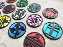 Load image into Gallery viewer, Simple Shapes Round Interchangeable Leaning Sign File, Glowforge, LuckyHeartDesignsCo