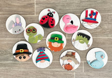 Load image into Gallery viewer, Holiday Faces Round Interchangeable Leaning Sign File SVG, Leaning Ladder Seasonal Shapes, Glowforge Laser, LuckyHeartDesignsCo