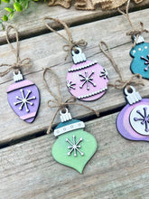 Load image into Gallery viewer, Retro Christmas Ornament File SVG, Glowforge, LuckyHeartDesignsCo