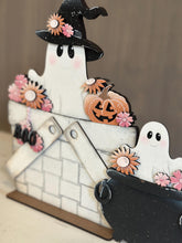 Load image into Gallery viewer, Ghost Sunflower Flower Basket Interchangeable File SVG, TINY Halloween, Vintage, Daisy, Pumpkins, Glowforge, LuckyHeartDesignsCo
