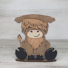 Load and play video in Gallery viewer, BOWS for the Highland Cow Interchangeable Hats MINI File SVG, (Bows Only) Seasonal sign, Farm Tiered Tray Glowforge, LuckyHeartDesignsCo

